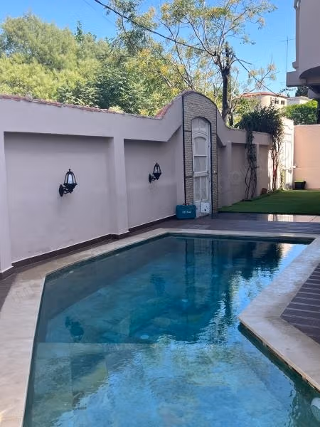 Villa en el centro de la ciudad 4 habitaciones