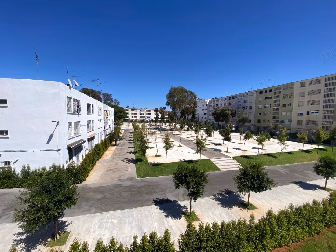 Très bel appartement en location à Aviation Mabella.
Surface de 75 m²