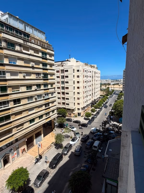 Location mensuel pour filles sérieuses ou étudiant