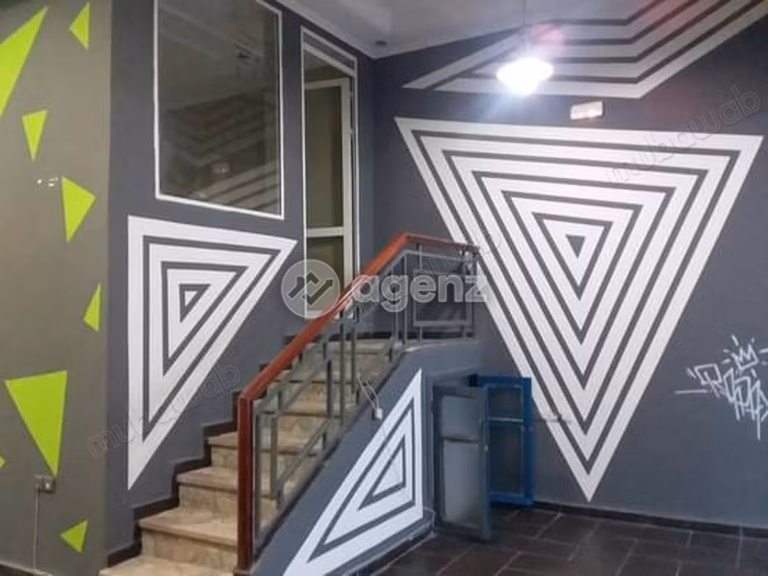 Commerce à vendre 92 m² Centre Ville Skhirate Témara