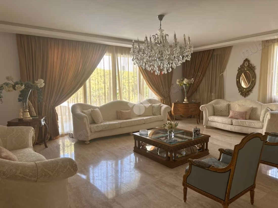 Villa indipendente in vendita