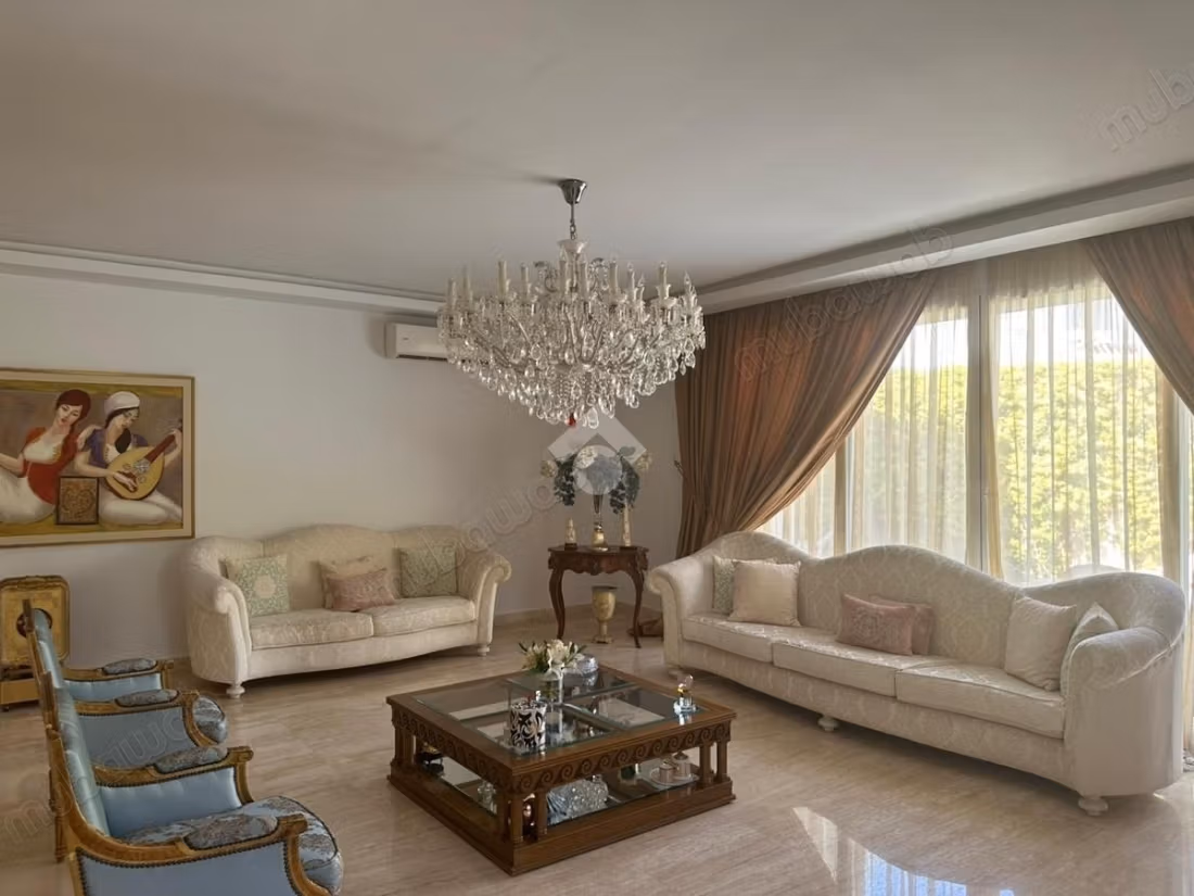 Villa indipendente in vendita