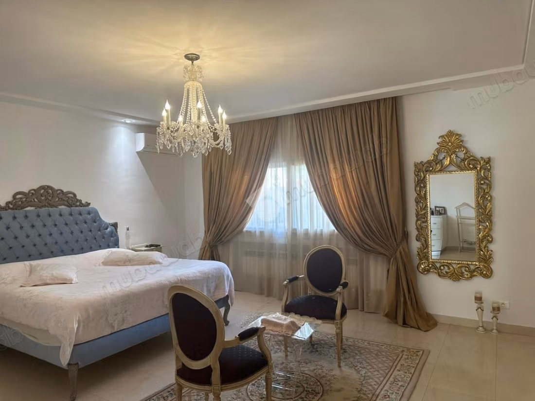 Villa indipendente in vendita