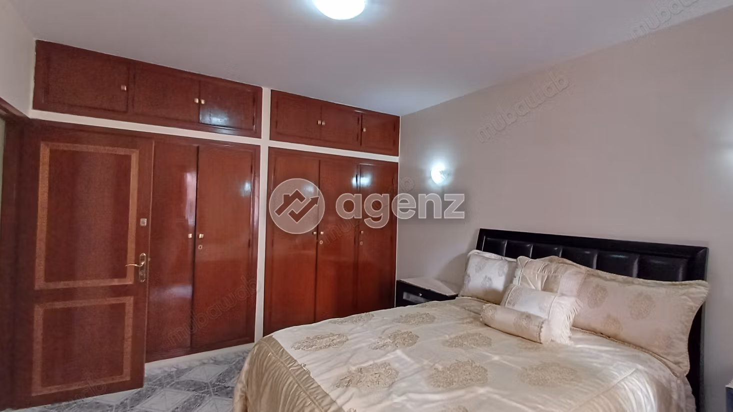 Appartement à vendre 181 m², 3 chambres Les Hôpitaux Casablanca
