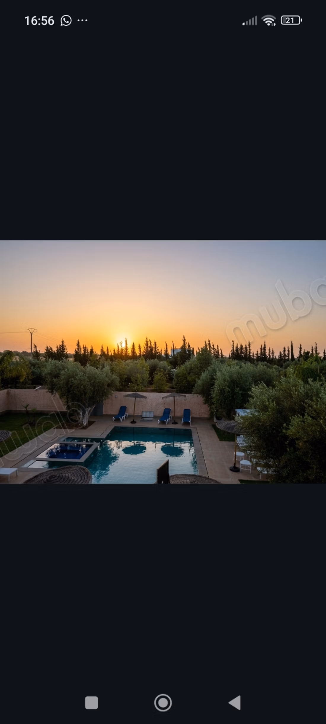 Villa moderne grande piscine chaufee jacuzzi