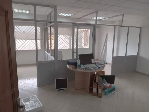 Des bureaux belvédère/r noire/ Ain sbaa