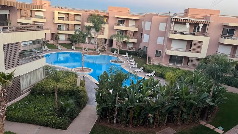 Affitto di un appartamento a Riad Al Atlas. 3 grandi stanze. Residenza con portineria, aria condizionata generale