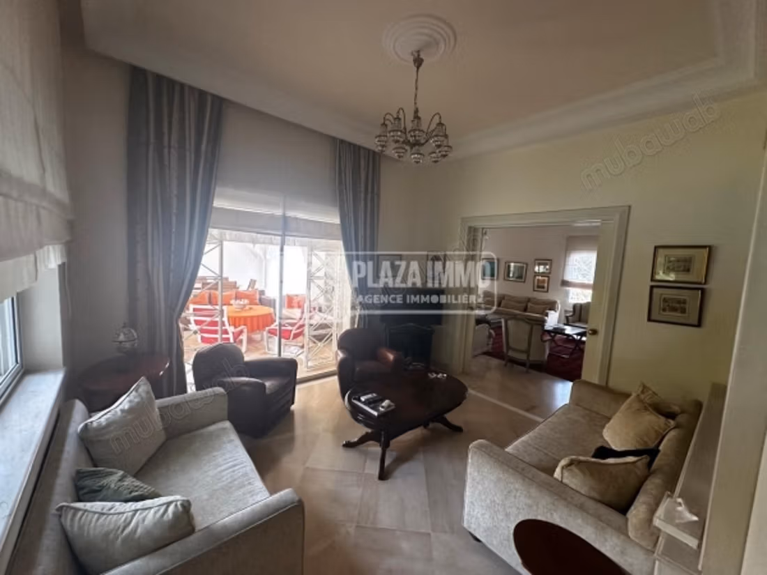 FOR SALE Villa in the tourist area of Gammarth