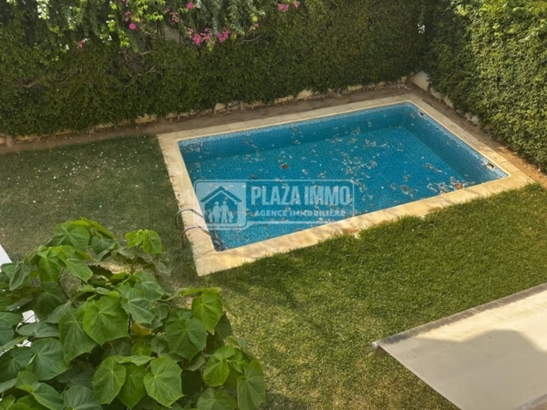 FOR SALE Villa in the tourist area of Gammarth