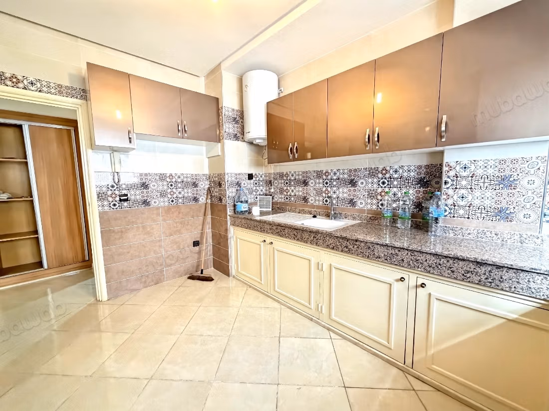 Appartement 2 chambres sur l’Avenue des FAR 
Agadir