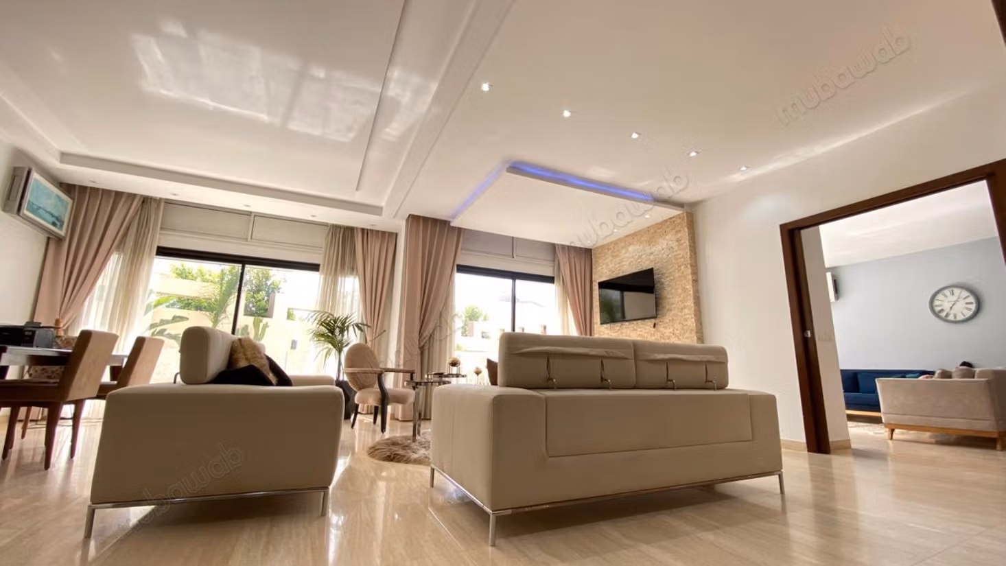 Villa de luxe à vendre à Cité Ghazela