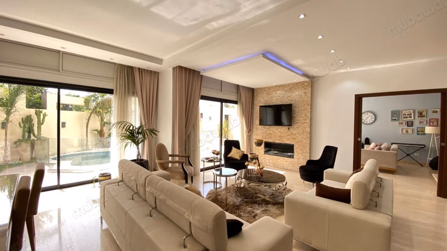 Villa de luxe à vendre à Cité Ghazela
