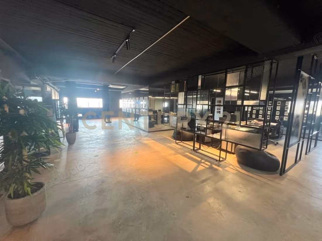 A louer: un plateau de bureaux H4