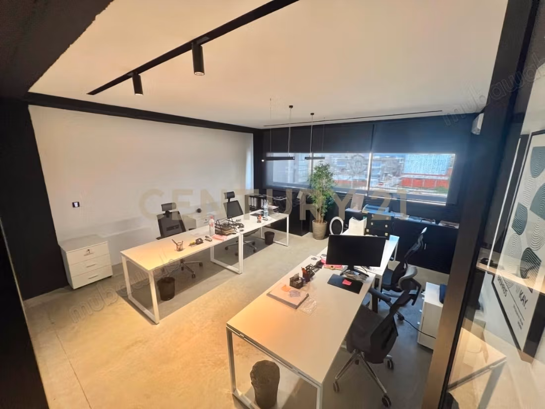 A louer: un plateau de bureaux H4