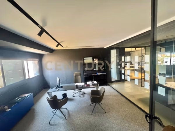 A louer: un plateau de bureaux H4