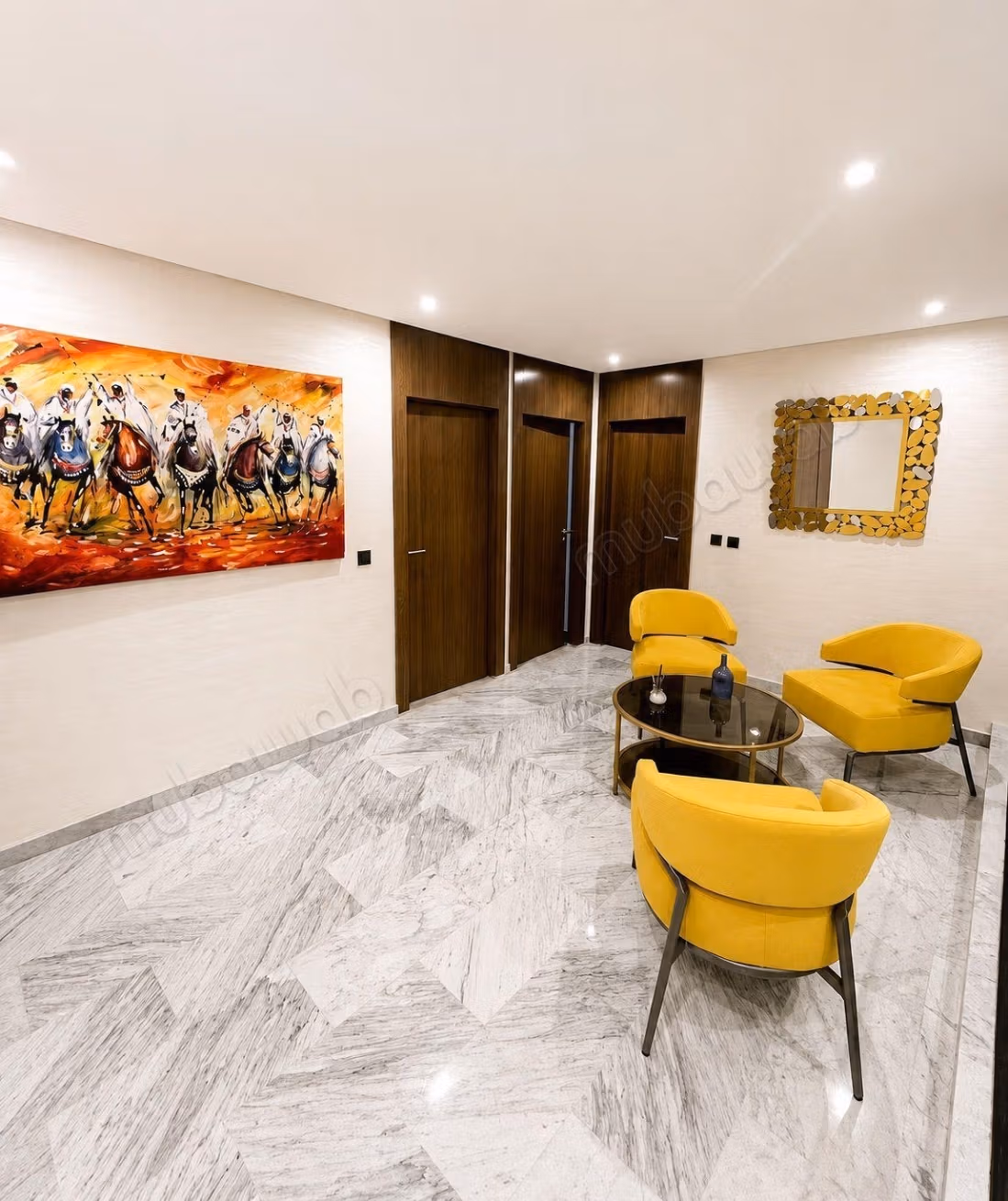 Appartement te huur aan de Casablancaweg. 3 mooie kamers. Gemeubileerd