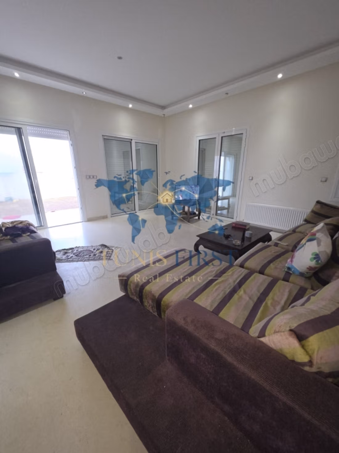 À Vendre Villa pied dans l'eau à Raoued