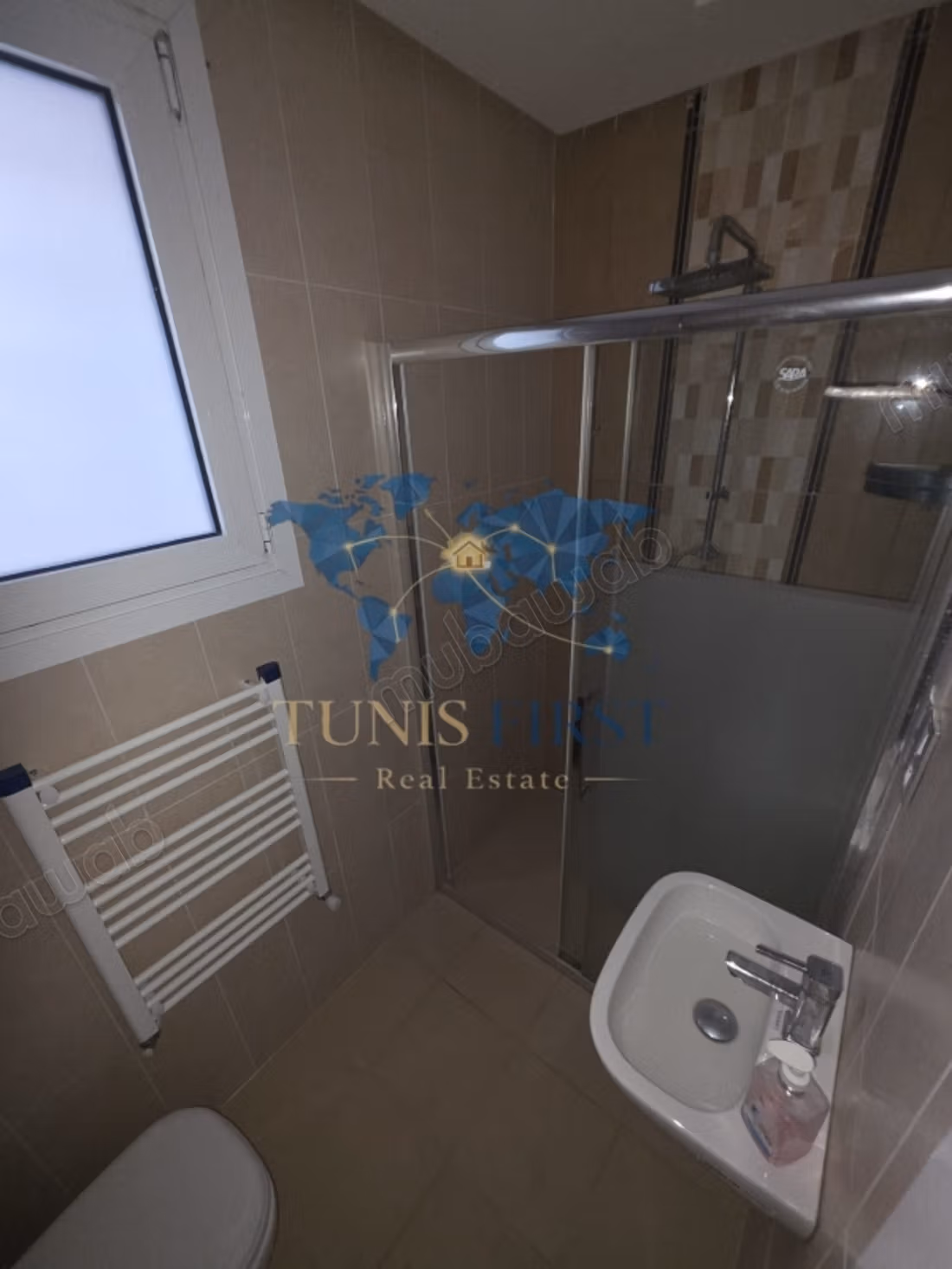 À Vendre Villa pied dans l'eau à Raoued