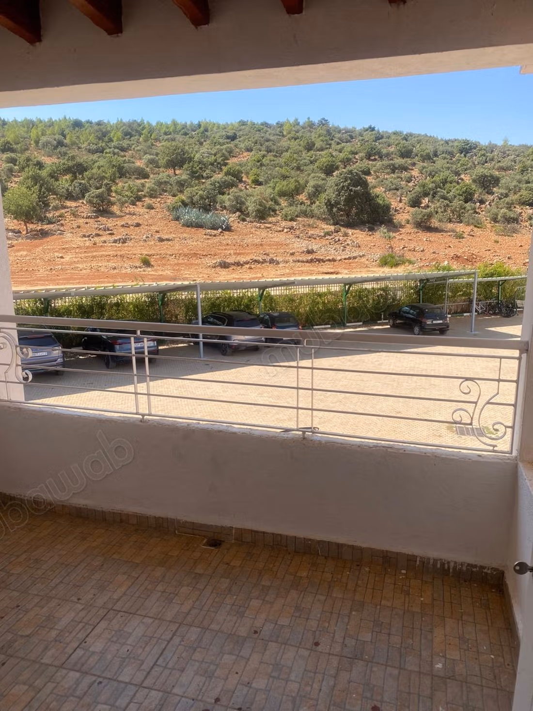 Prachtig huis te koop in Imouzzer Kendar. Oppervlakte 131 m². Goed gemeubileerd