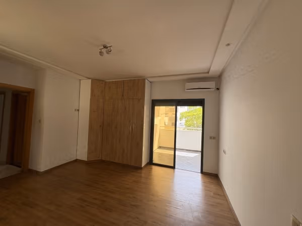 Bel appartement moderne à Hamria