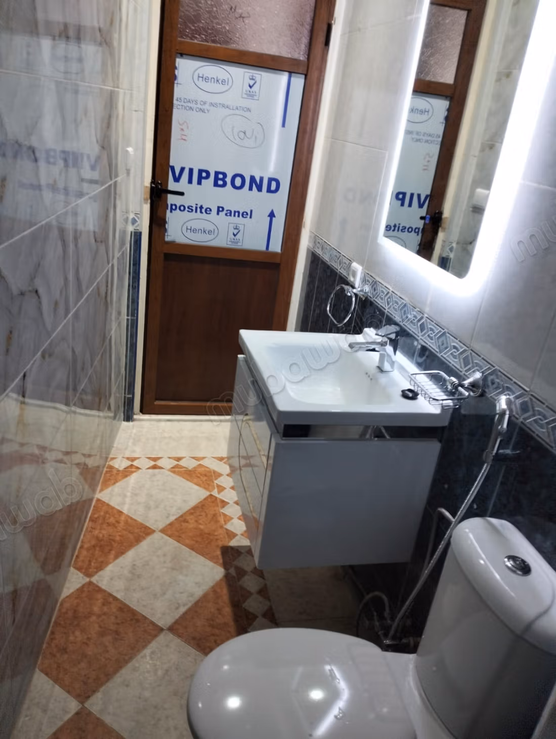 Sontuosa villa in affitto a Hay Nahda. Superficie totale di 160 m². Vista eccezionale sulla montagna, finestre a doppio vetro