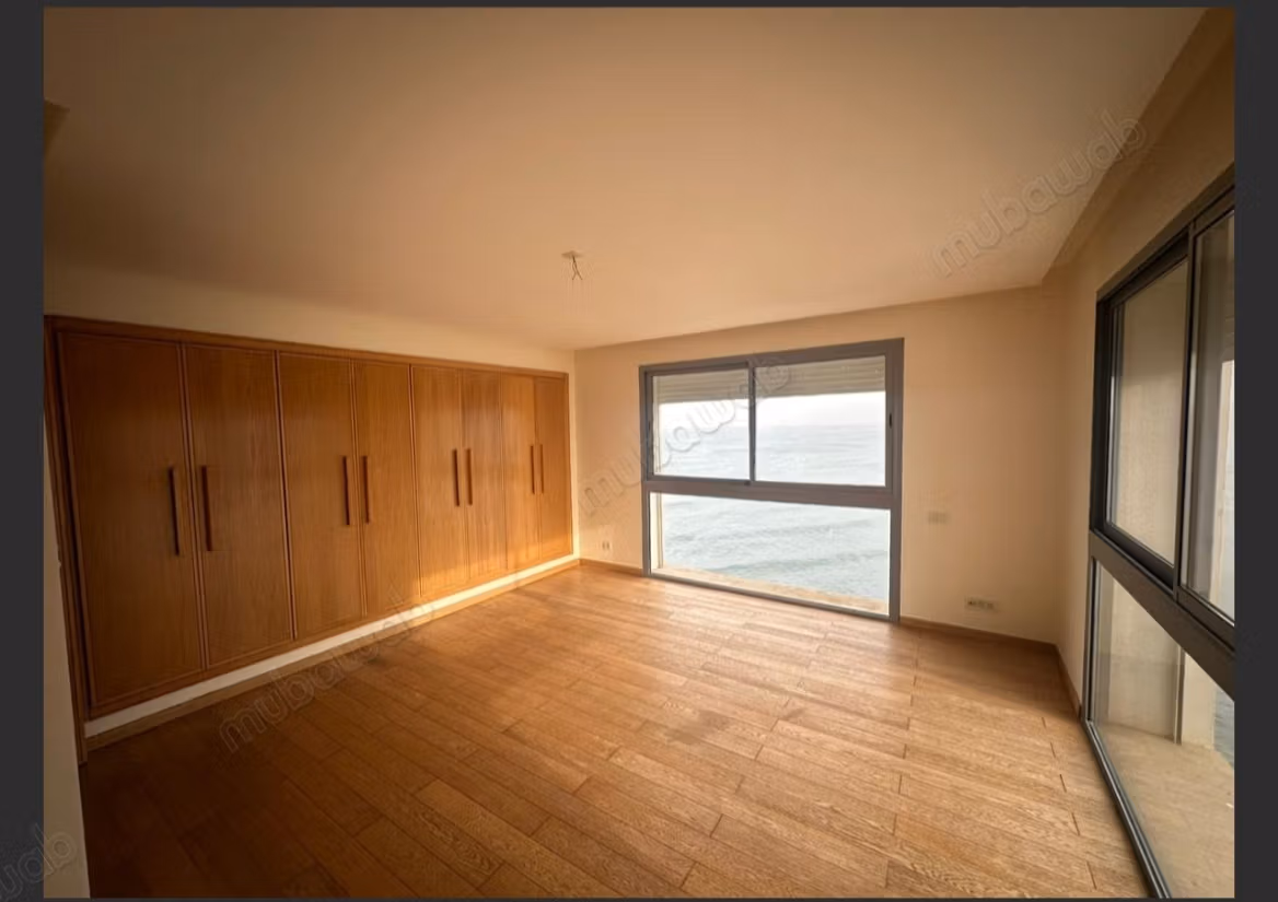 A vendre Appartement 320m2 Marina