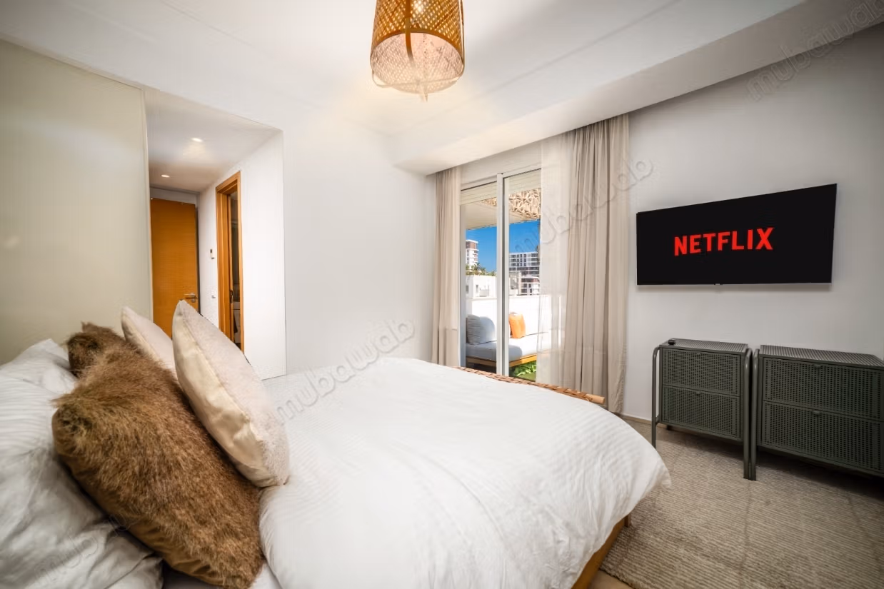Very nice and adorable apartment with 2 terraces CFC