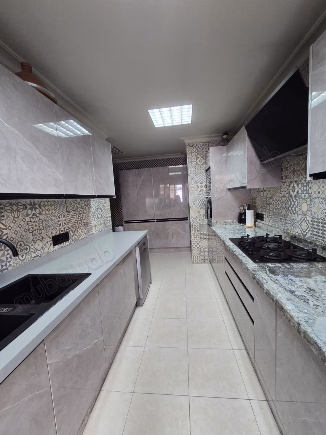 Très bel appartement très agréable à vendre racine
