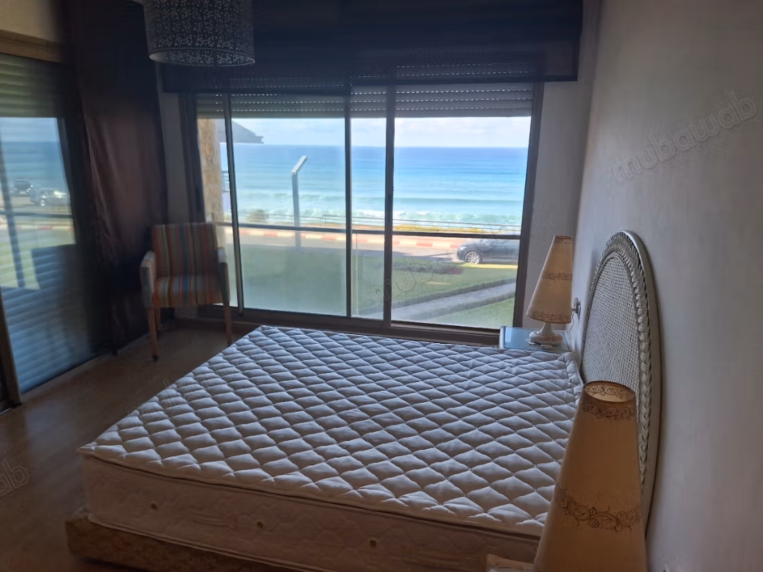 Prachtig gemeubileerd appartement aan zee