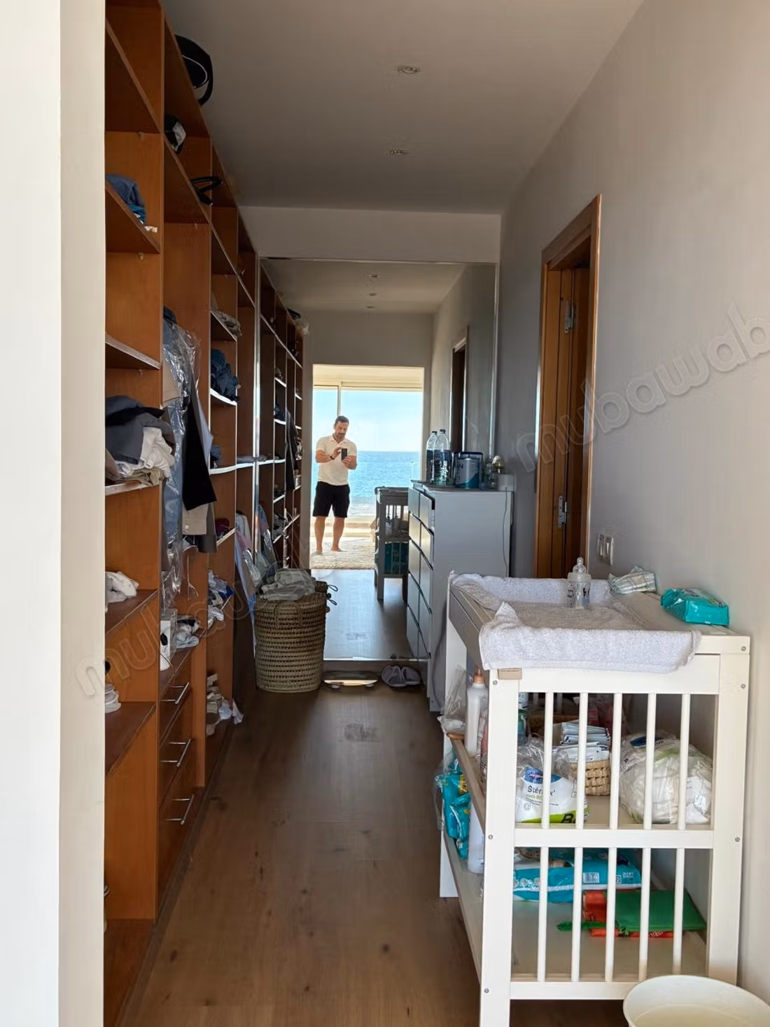 Villa nuova fronte mare in affitto - vuota