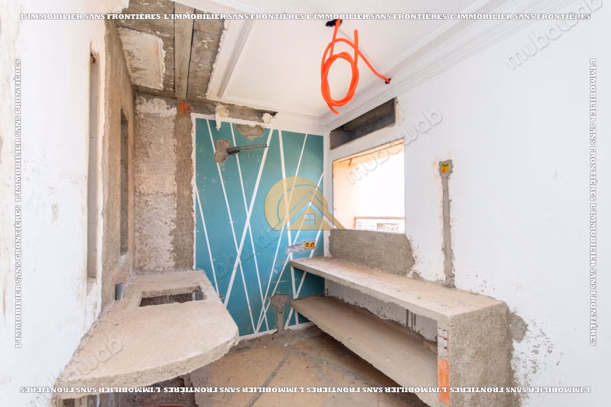 Apartamento semideterminado de 186 m² en Semlalia – 3 habitaciones, gran terraza, ascensor y parking exterior