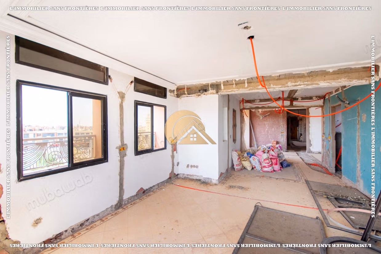 Apartamento semideterminado de 186 m² en Semlalia – 3 habitaciones, gran terraza, ascensor y parking exterior