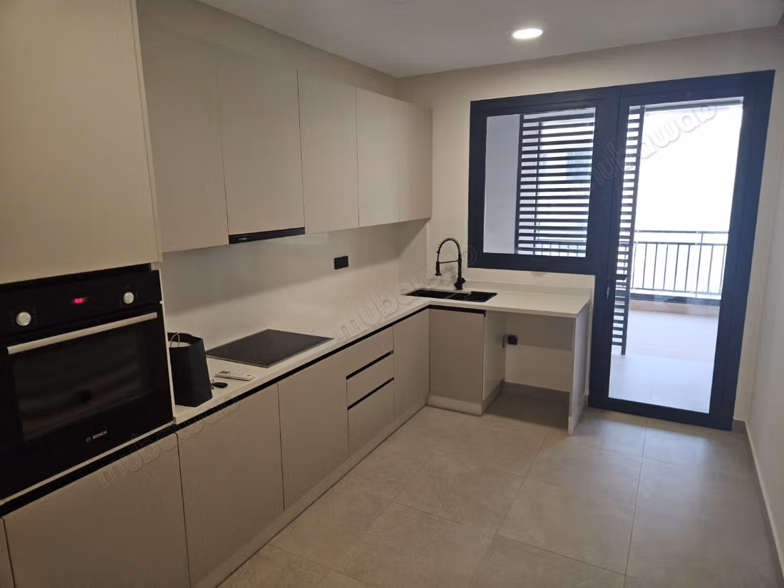 Très bel appartement vide à louer – souissi, les orangeraies