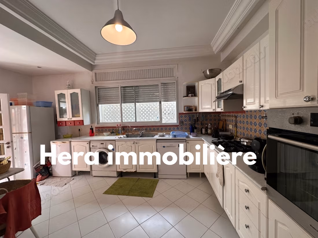 À louer rdc de villa meublé à Carthage