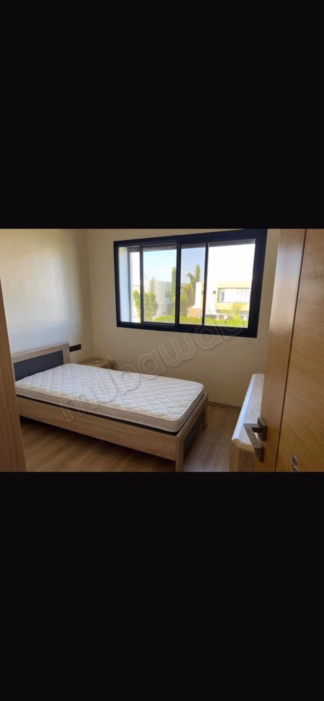 Prachtige villa te koop in Harhoura. 5 aangename slaapkamers. Veiligheidsdeur, traditionele Marokkaanse lounge