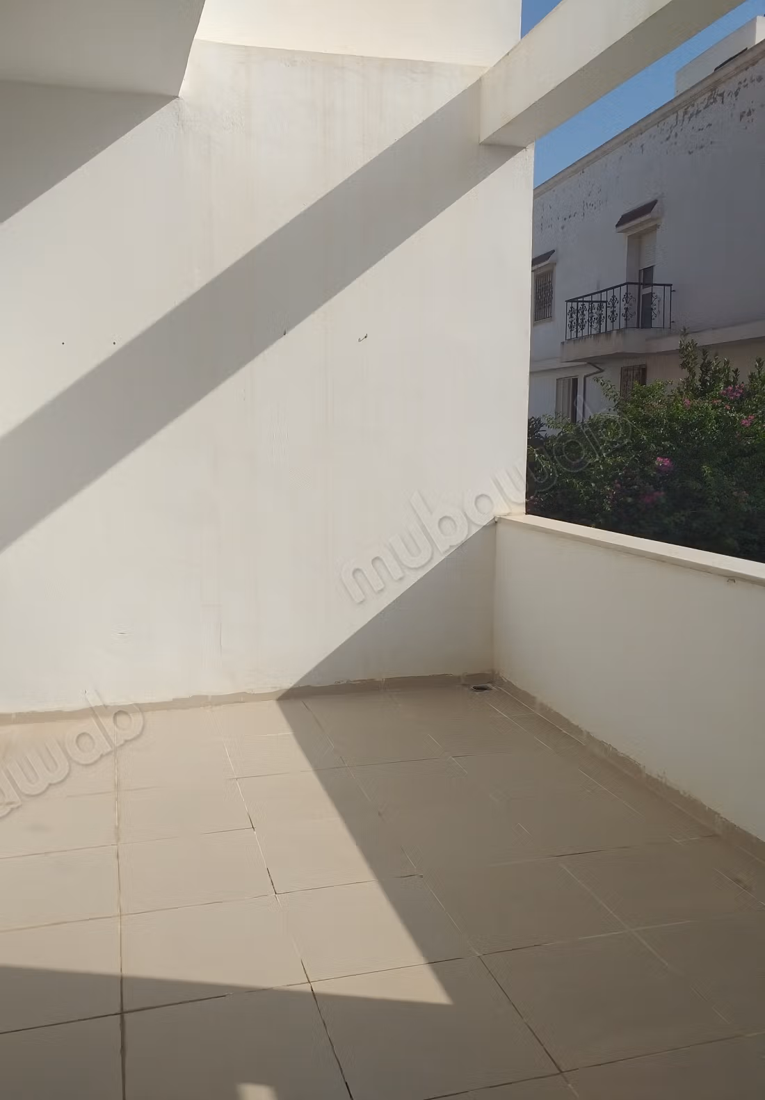 Etage villa Haut Standing à louer jardin Carthage