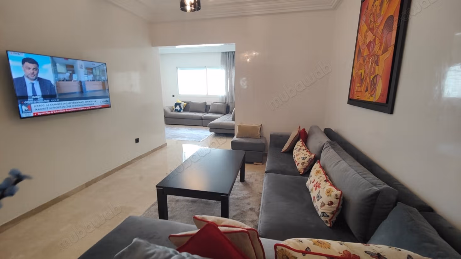 Louez cet appartement à Les princesses. Surface totale 101 m². Bien meublé
