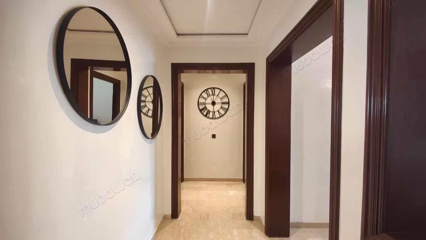 Louez cet appartement à Les princesses. Surface totale 101 m². Bien meublé