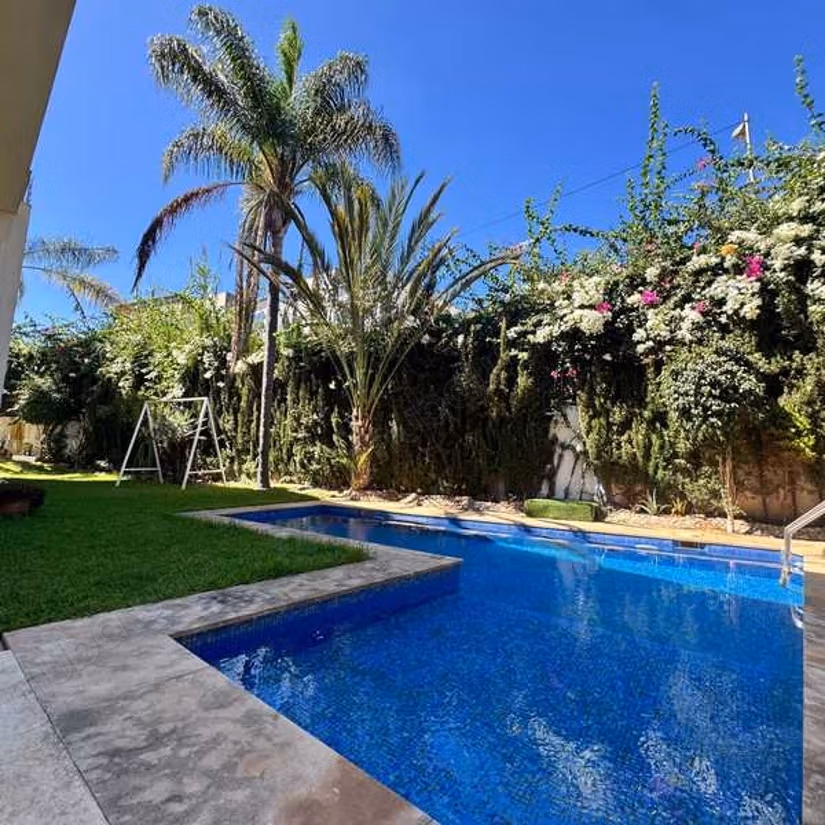 Villa for Sale of 469.0 m² in Casablanca, Sidi Maarouf