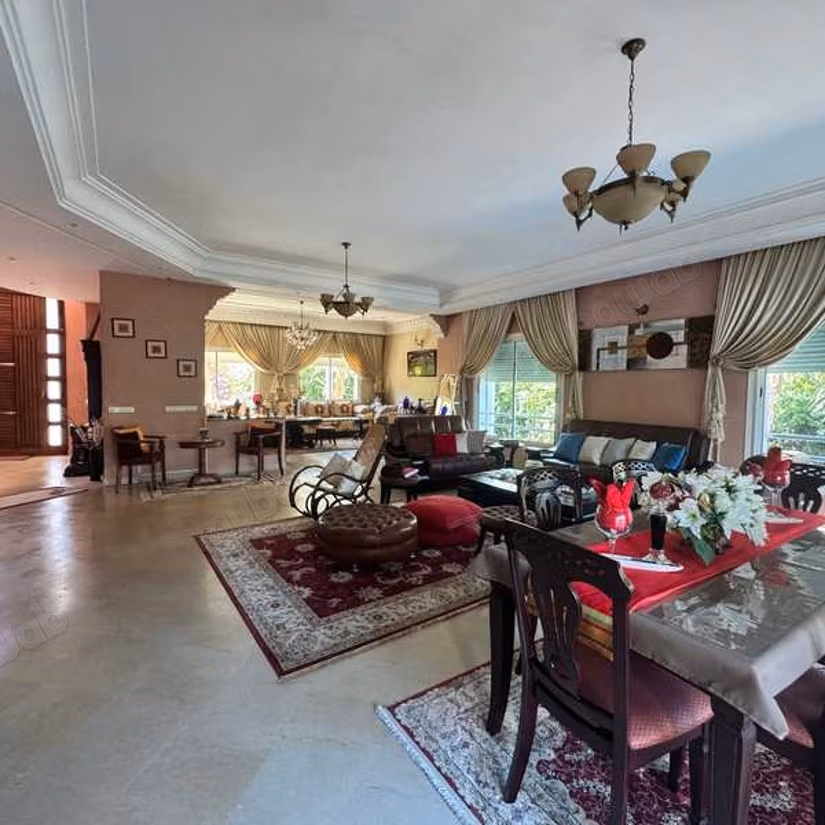 Villa for Sale of 469.0 m² in Casablanca, Sidi Maarouf