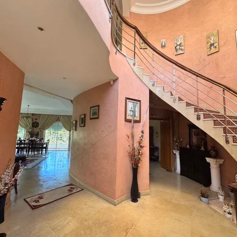 Villa for Sale of 469.0 m² in Casablanca, Sidi Maarouf