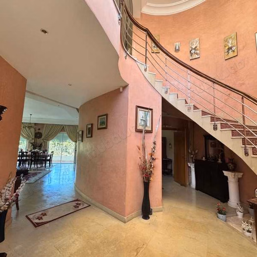 Villa en Venta de 469.0 m² en Casablanca, Sidi Maarouf