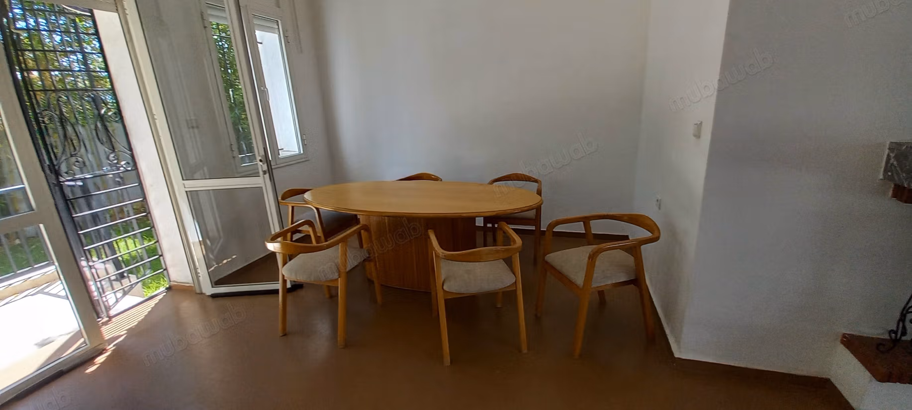 Villa de luxe à louer à Ain Diab. Superficie 350 m². Air conditionné et cheminée