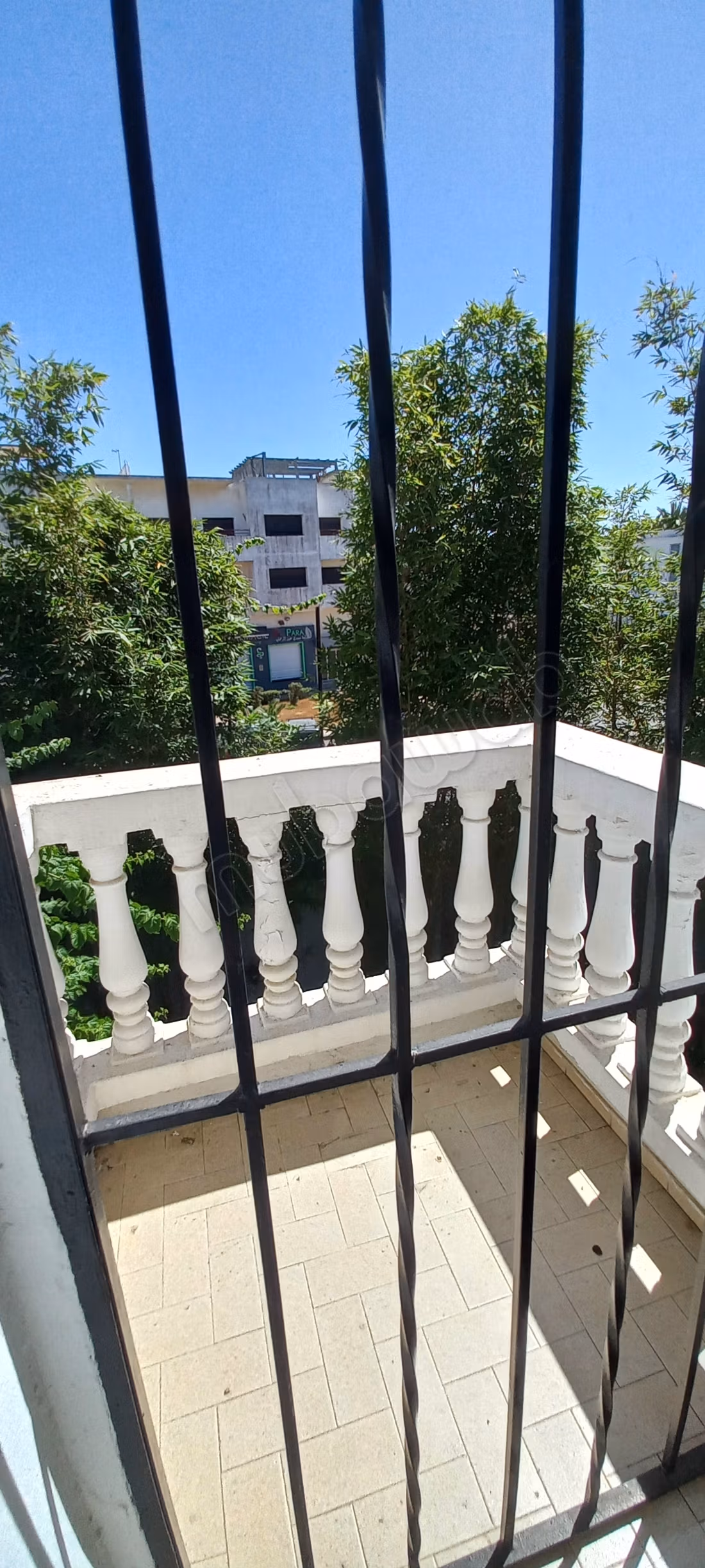 Villa de luxe à louer à Ain Diab. Superficie 350 m². Air conditionné et cheminée