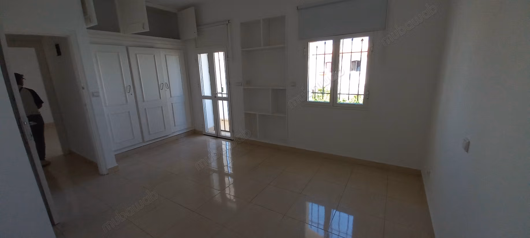 Villa de luxe à louer à Ain Diab. Superficie 350 m². Air conditionné et cheminée