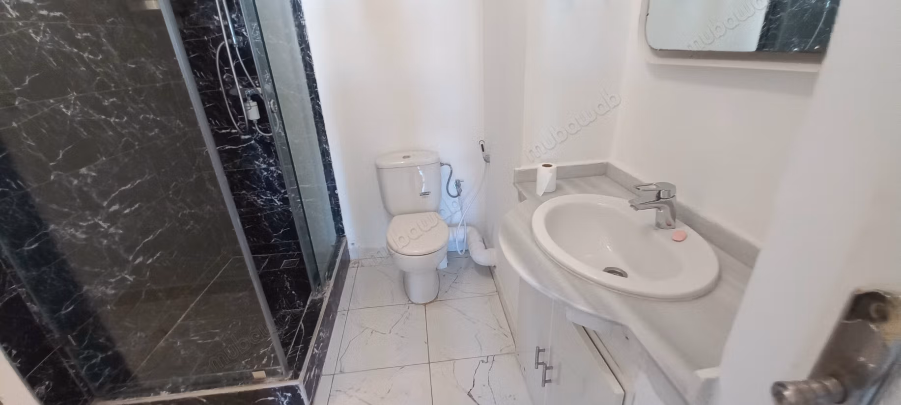 Villa de luxe à louer à Ain Diab. Superficie 350 m². Air conditionné et cheminée