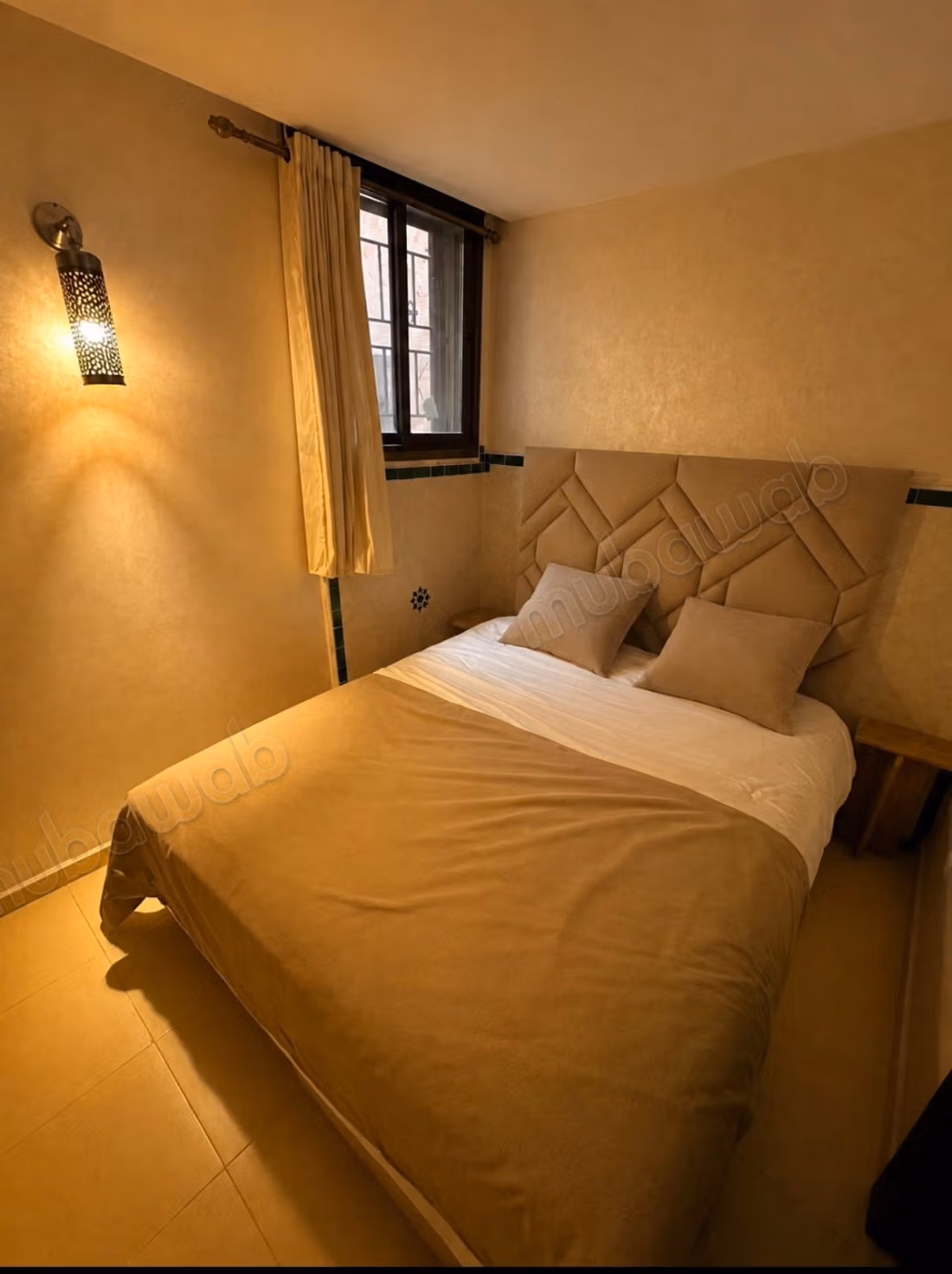 Location d'un appartement à Route de l'Ourika.
Surface de 120 m².
Cheminée et climatisation