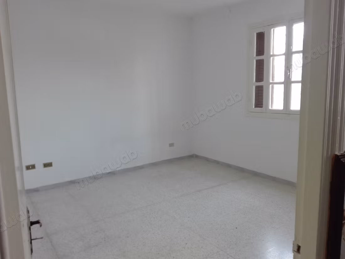 A ground floor in Kram