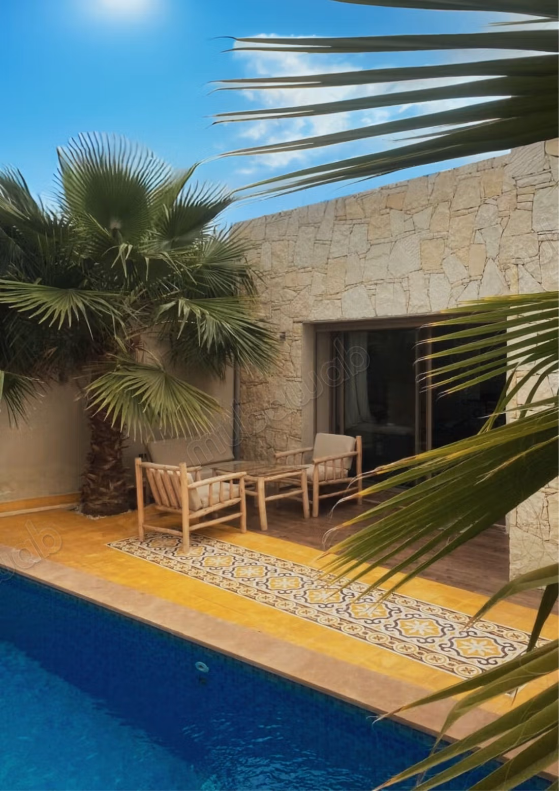 Magnifique villa à louer à Route Amizmiz. 3 chambres. Bien meublé