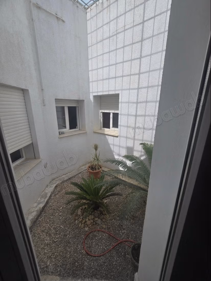 Villa de maitre vente à la soukra